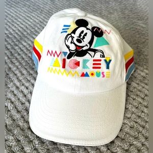 Disney - Mickey Mouse retro style baseball cap - one size